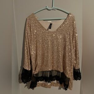 New Style Made In Italy Sequin Lace Top M-L